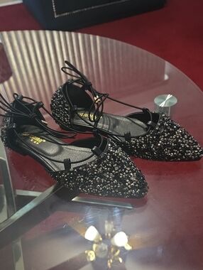 Embellished Black Lace-Up Pointed Toe Flats